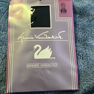 Vintage Gloria Vanderbilt Pantyhose Size D Navy